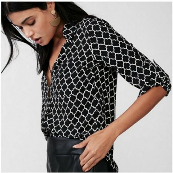 EXPRESS Slim Fit Portofino Roll Tab Button Up L - Picture 8 of 8